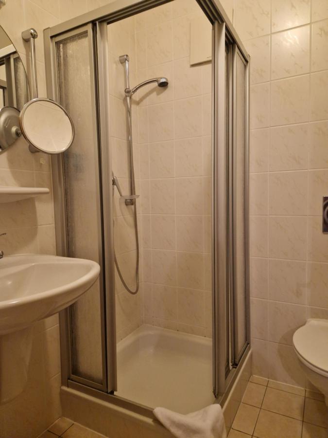 Hostel Zum Loewen Тодтмос Экстерьер фото