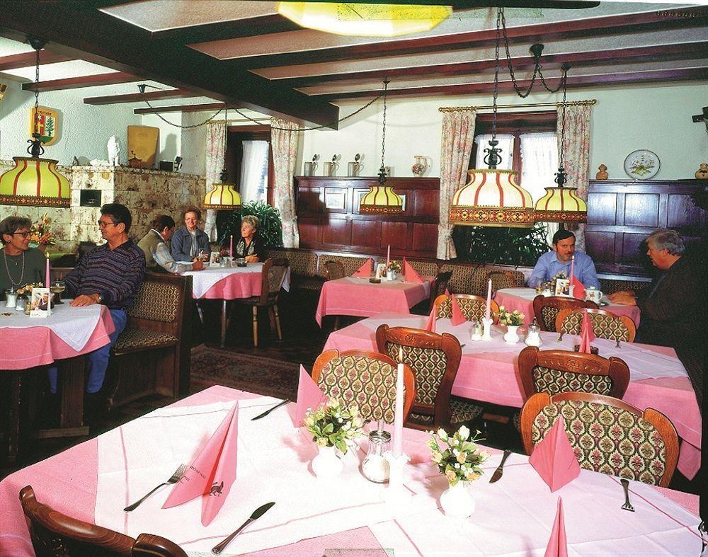 Hostel Zum Loewen Тодтмос Экстерьер фото