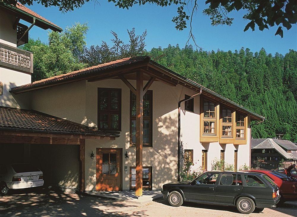 Hostel Zum Loewen Тодтмос Экстерьер фото